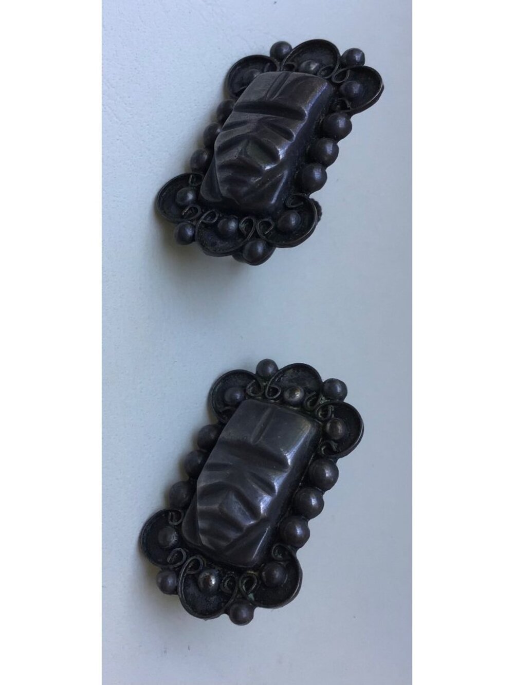 Vintage Mexican Sterling Silver Clip-On Earrings With Carved Tribal Mask Design - Picture 2 of 7